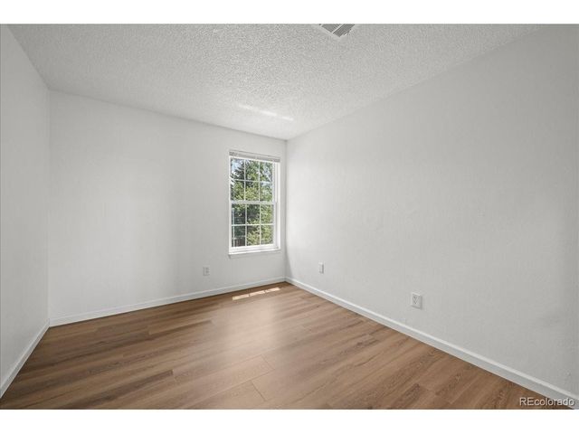 10910 W Florida Ave 523, Lakewood, CO 80232