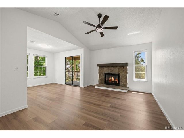 10910 W Florida Ave 523, Lakewood, CO 80232