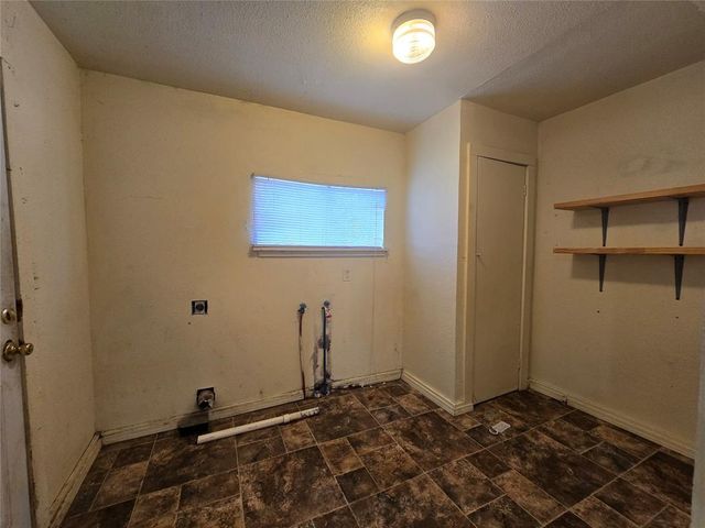 2106 N Aydelotte Avenue, Shawnee, OK 74804