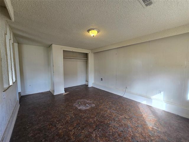 2106 N Aydelotte Avenue, Shawnee, OK 74804