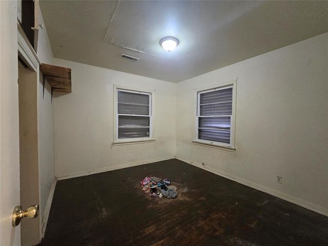 2106 N Aydelotte Avenue, Shawnee, OK 74804