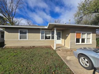 2106 N Aydelotte Avenue, Shawnee, OK 74804