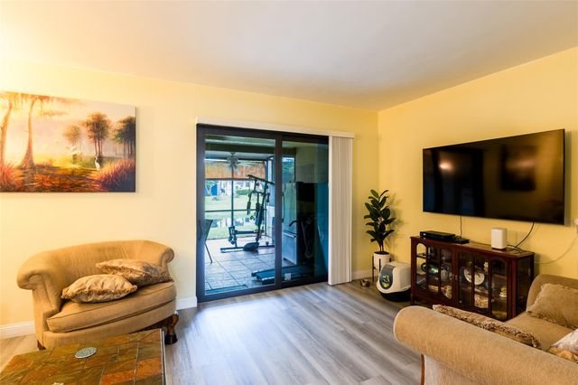 8973 Palm Tree Lane, Pembroke Pines, FL 33024