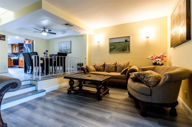 8973 Palm Tree Lane, Pembroke Pines, FL 33024