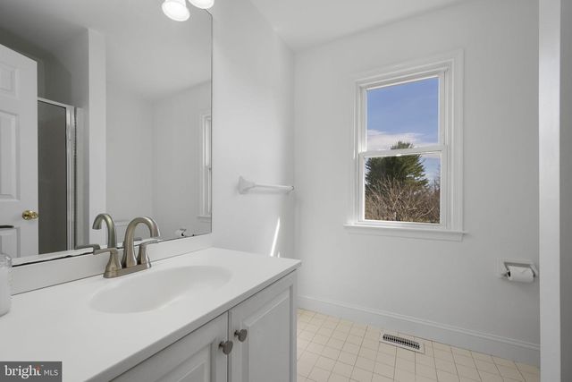 61 GREEN POND LN, Glenmoore, PA 19343