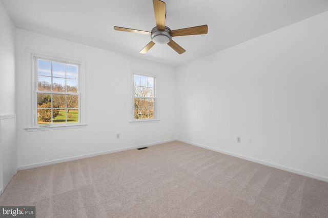 61 GREEN POND LN, Glenmoore, PA 19343