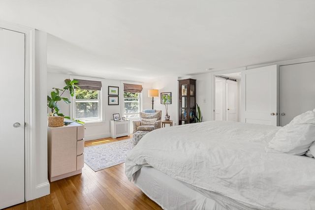11 Woodbridge Rd, North Andover, MA 01845