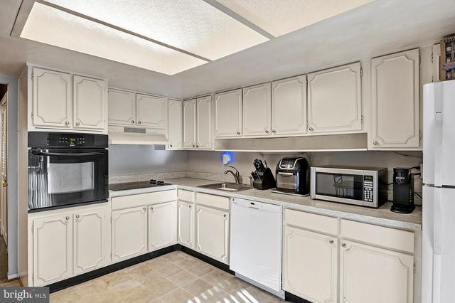 3402 MAPLE BLUFF LN, Bowie, MD 20715