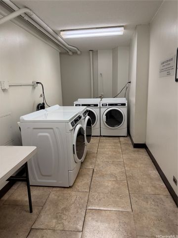 747 Amana Street 2112, Honolulu, HI 96814