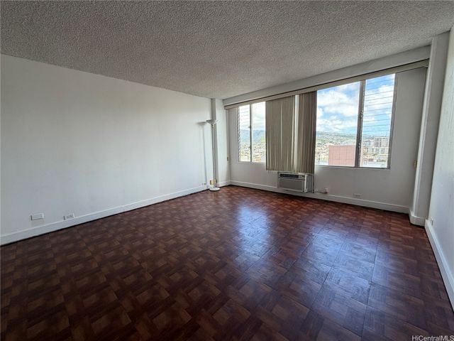 747 Amana Street 2112, Honolulu, HI 96814