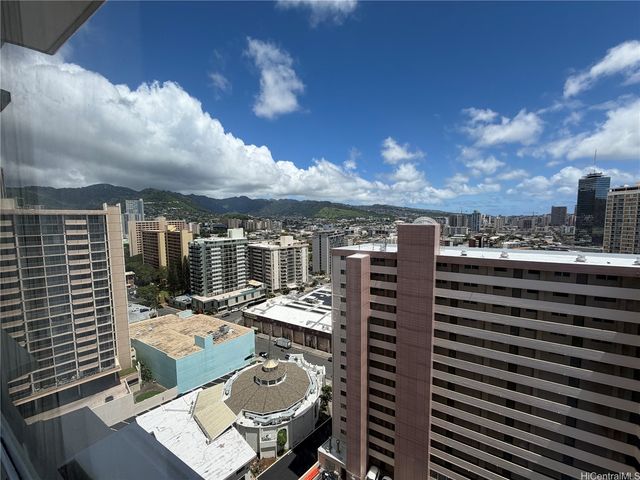 747 Amana Street 2112, Honolulu, HI 96814