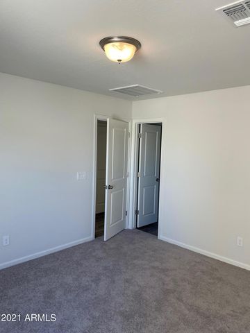 250 W BOBCAT Court, Casa Grande, AZ 85122