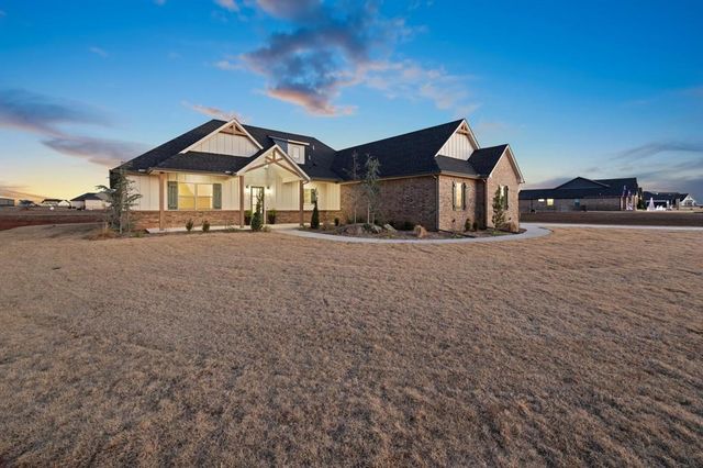 7530 Hawk Drive, Piedmont, OK 73078