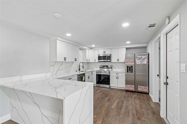 1039 CLAIRBORNE STREET, Holiday, FL 34690