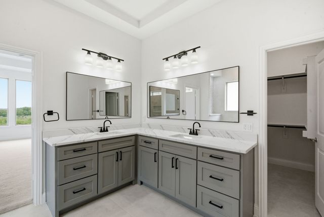 672 Jennings Lane, Azle, TX 76020