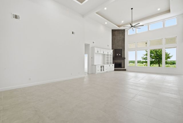 672 Jennings Lane, Azle, TX 76020