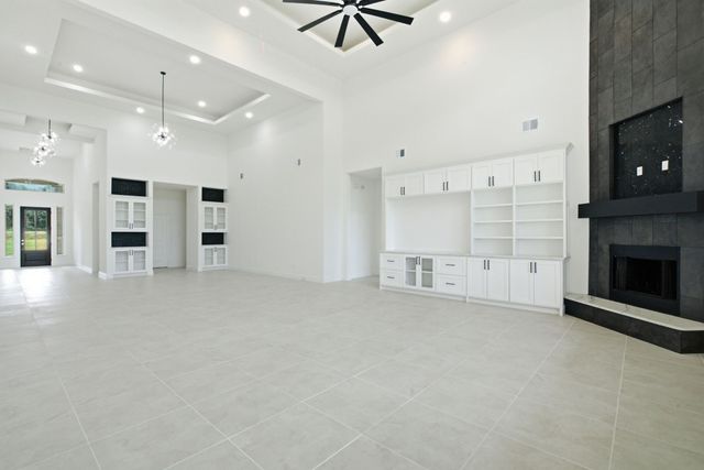 672 Jennings Lane, Azle, TX 76020