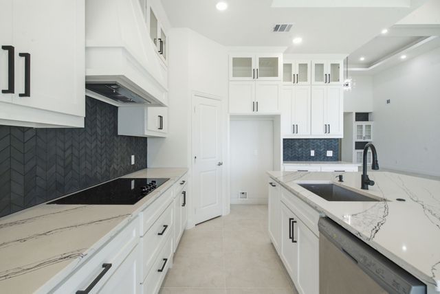 672 Jennings Lane, Azle, TX 76020