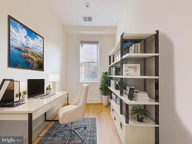 1808 RIGGS PL NW, Washington, DC 20009