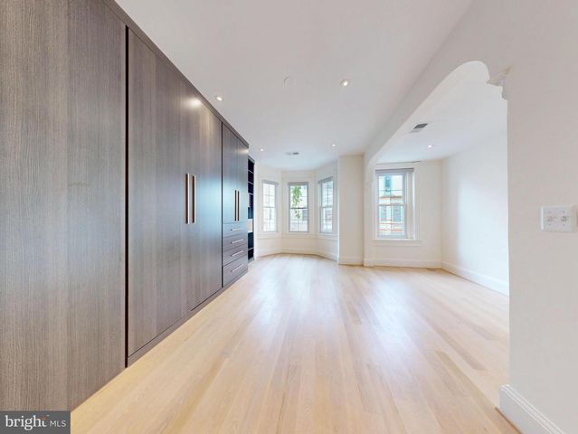 1808 RIGGS PL NW, Washington, DC 20009