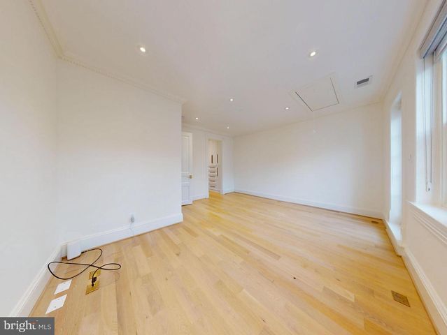 1808 RIGGS PL NW, Washington, DC 20009