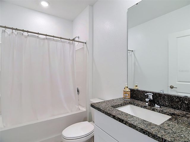 1633 RED LOOP, Lakeland, FL 33801