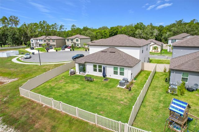 1633 RED LOOP, Lakeland, FL 33801