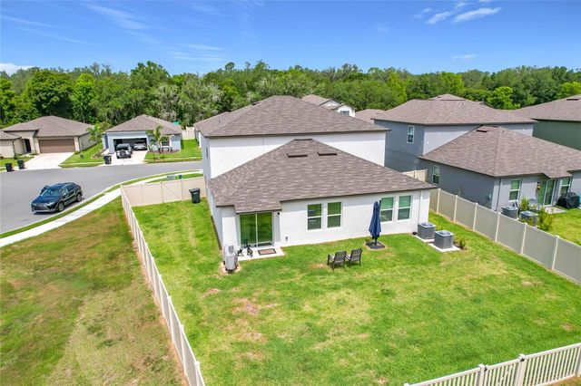 1633 RED LOOP, Lakeland, FL 33801
