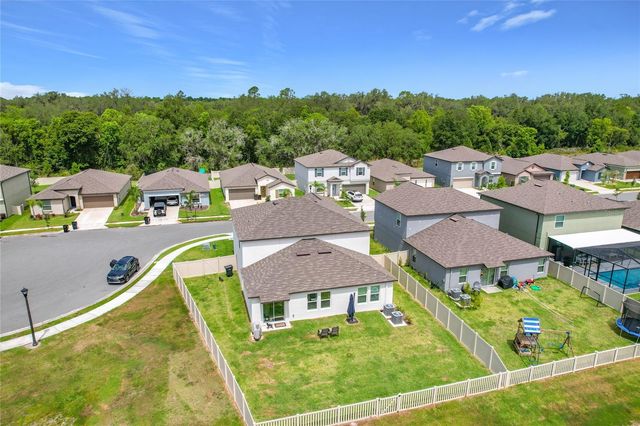 1633 RED LOOP, Lakeland, FL 33801