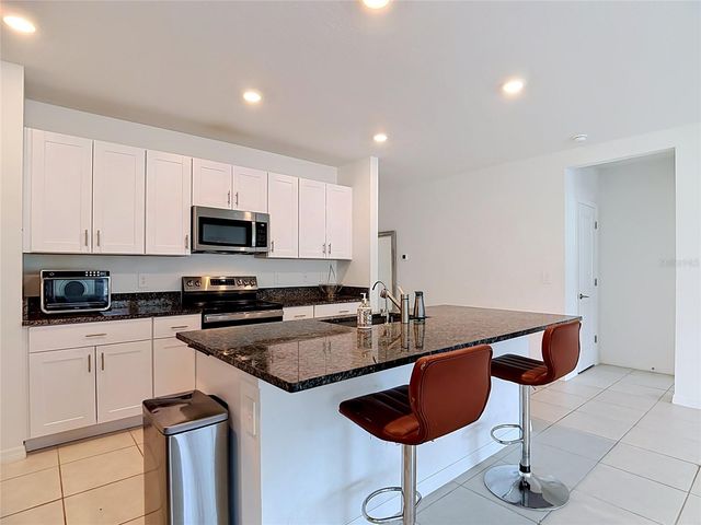 1633 RED LOOP, Lakeland, FL 33801