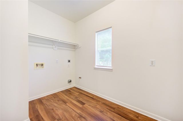 7110 Rustling Oaks Drive, Richmond, TX 77469