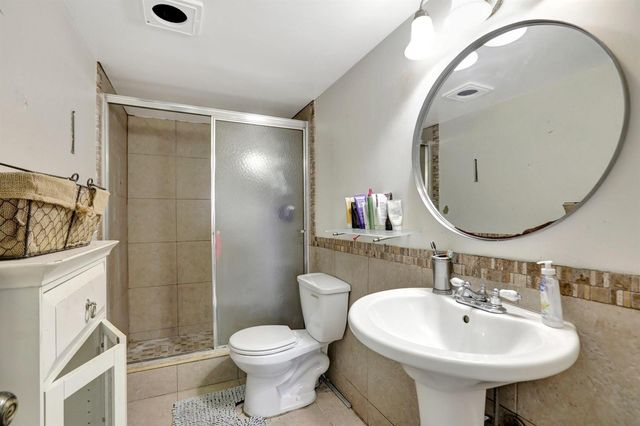 5570 NW 44th Street 518a, Lauderhill, FL 33319