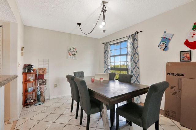 5570 NW 44th Street 518a, Lauderhill, FL 33319