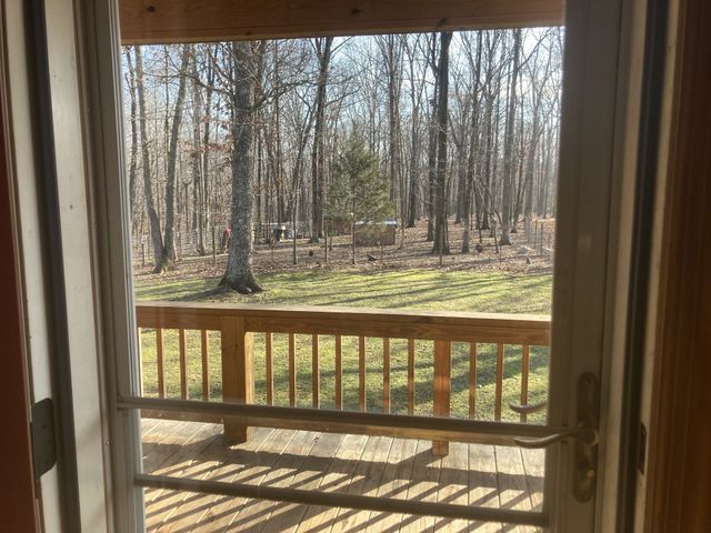 95 CC Rd, Lawrenceburg, TN 38464