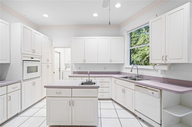 1520 Club Drive, Vero Beach, FL 32963