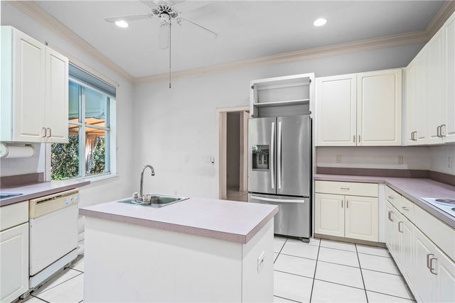 1520 Club Drive, Vero Beach, FL 32963