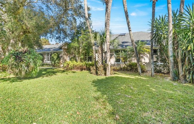 1520 Club Drive, Vero Beach, FL 32963