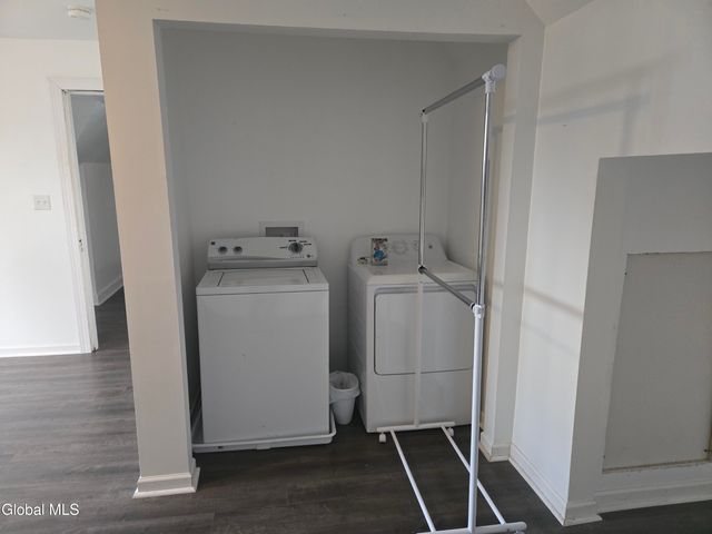 313 Guy Park Avenue, Amsterdam, NY 12010