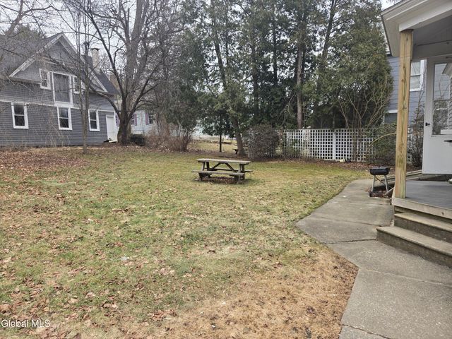 313 Guy Park Avenue, Amsterdam, NY 12010