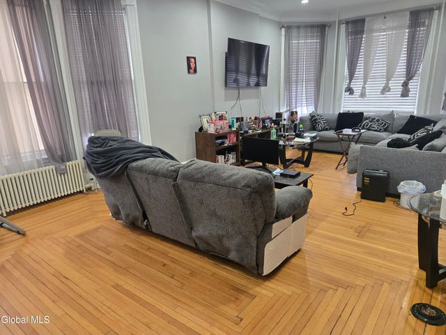 313 Guy Park Avenue, Amsterdam, NY 12010