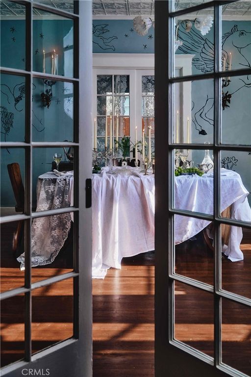 Image 6 of property listing at 7148 Marshfield, Los Angeles, CA 90046