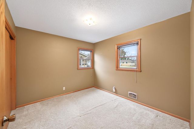 10719 Direct River Drive NW, Coon Rapids, MN 55433