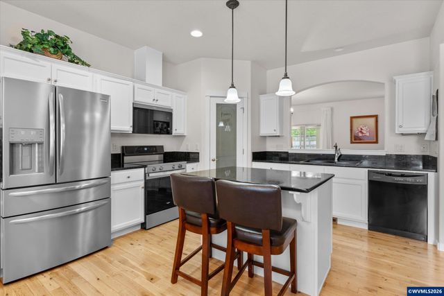 6671 Craftsman Lp N, Keizer, OR 97303