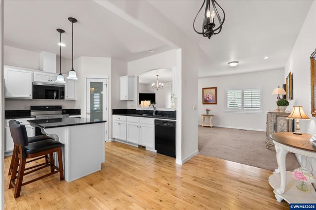 6671 Craftsman Lp N, Keizer, OR 97303