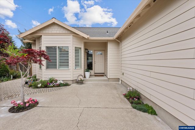 6671 Craftsman Lp N, Keizer, OR 97303