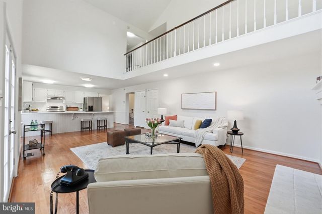6700 PASSAGEWAY PL, Burke, VA 22015