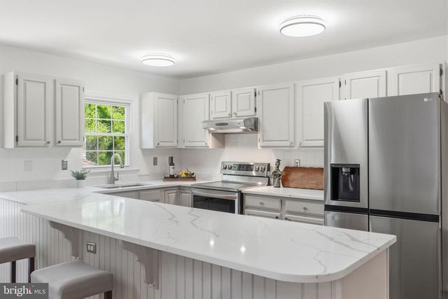 6700 PASSAGEWAY PL, Burke, VA 22015