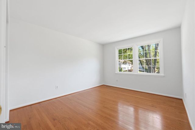 6700 PASSAGEWAY PL, Burke, VA 22015