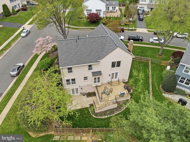 6700 PASSAGEWAY PL, Burke, VA 22015
