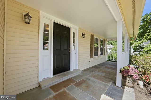 6700 PASSAGEWAY PL, Burke, VA 22015